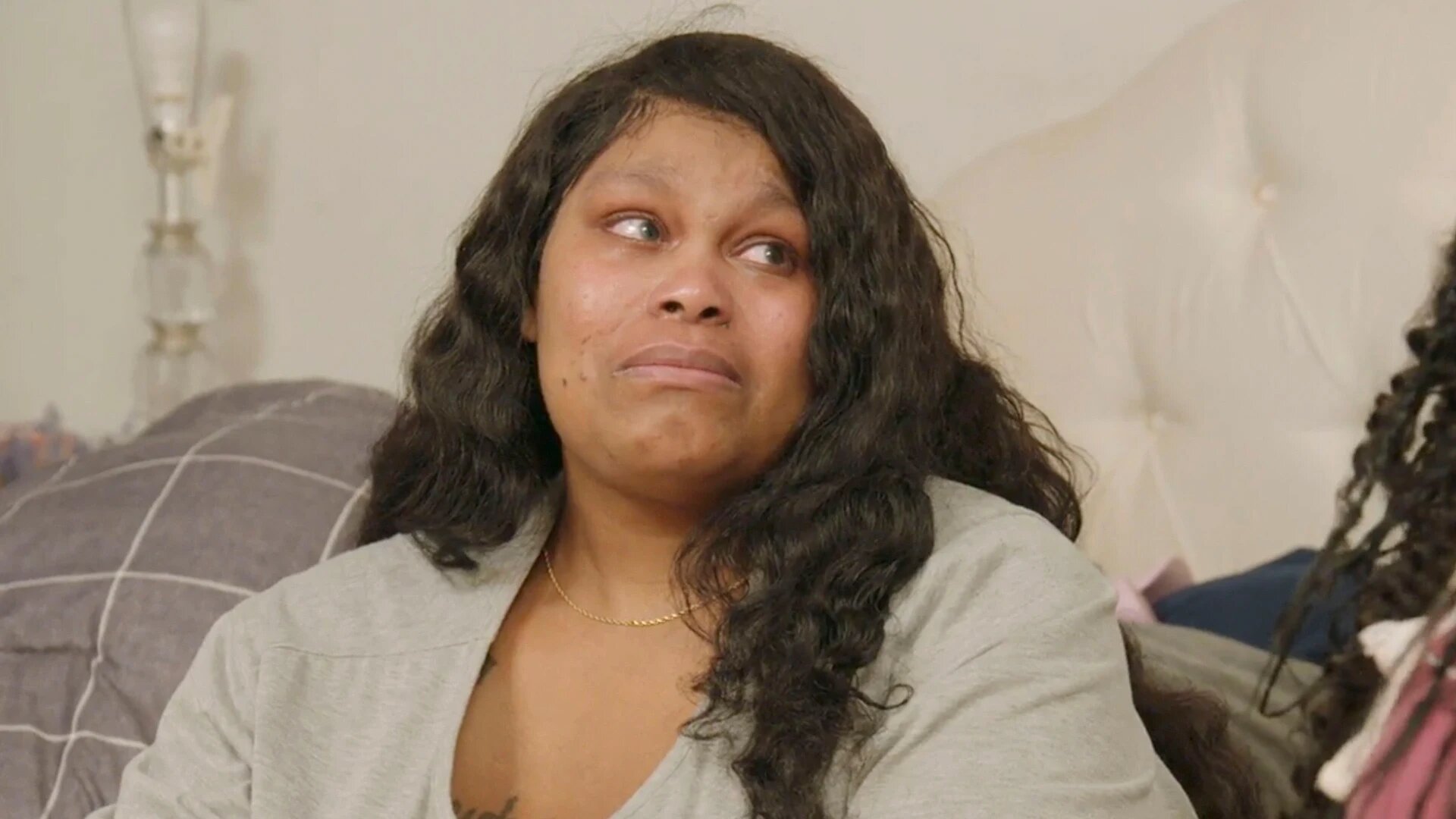 1000-lb Roomies S2E1 Mission Slim-possible