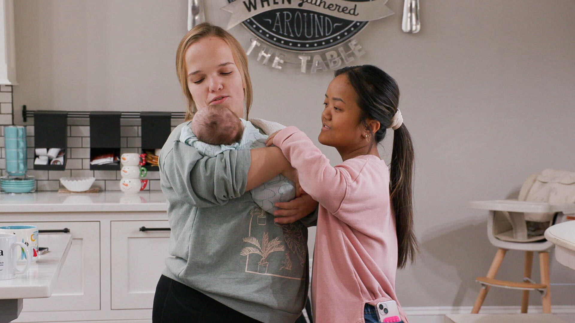 7 Little Johnstons S15E1 Party in My Crib