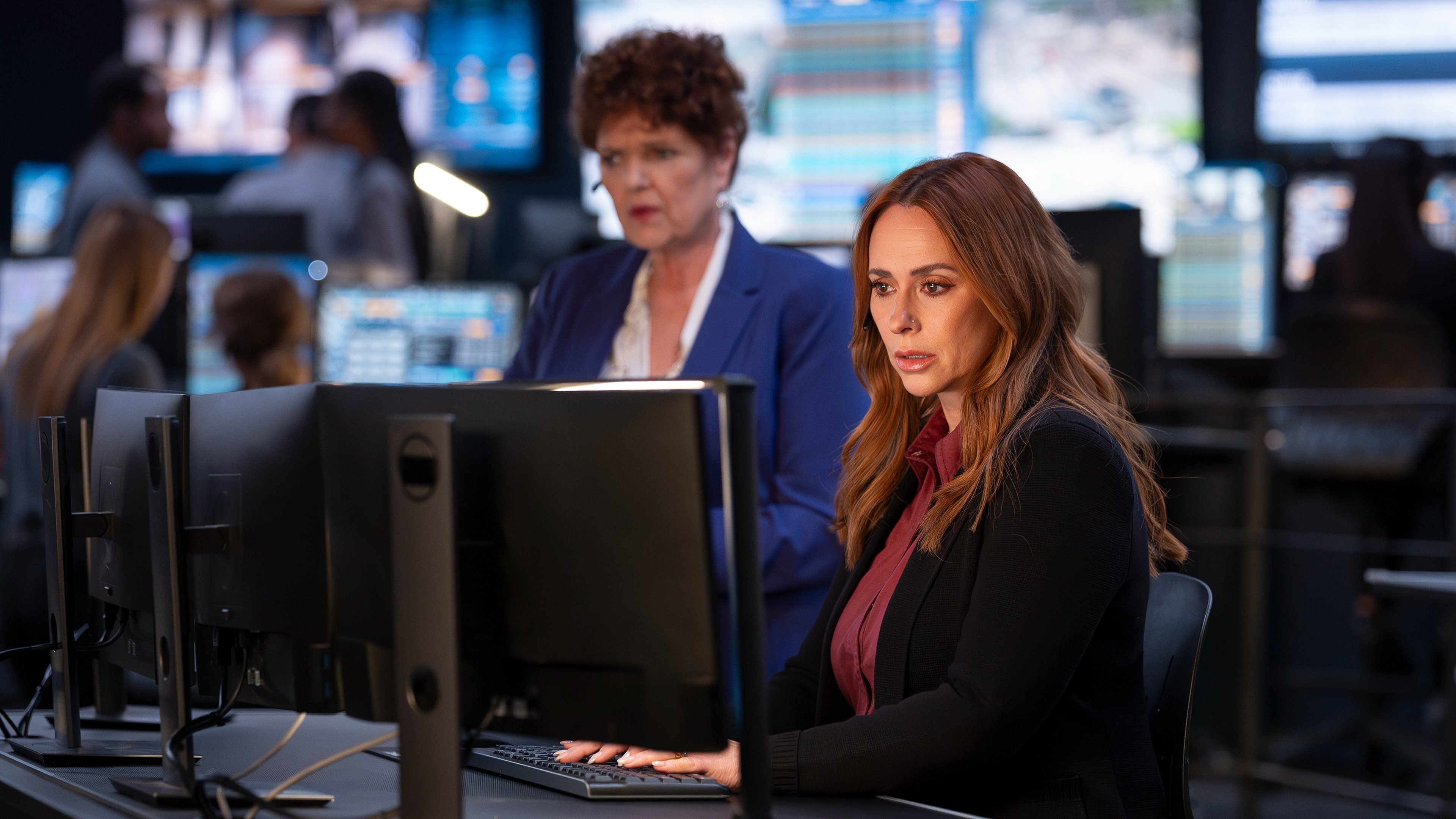 9-1-1 S9E1 Eat the Rich