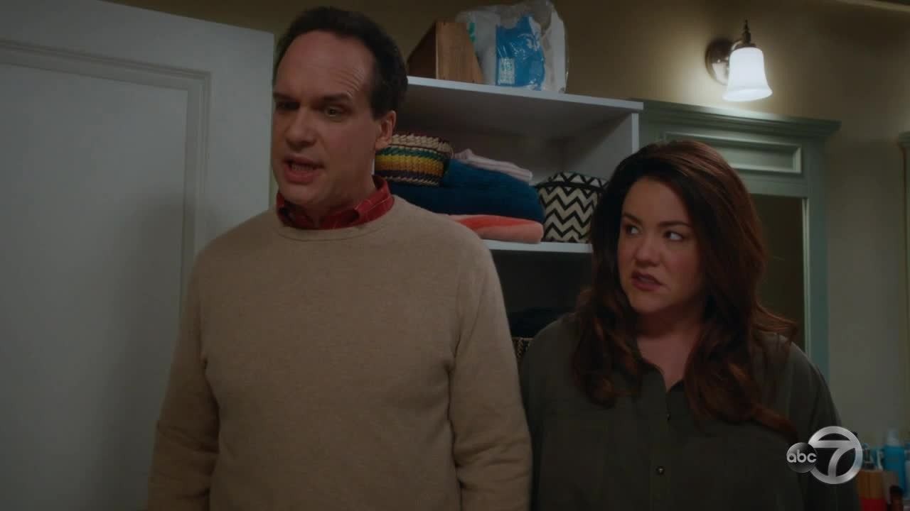American Housewife S2E13 The Anniversary