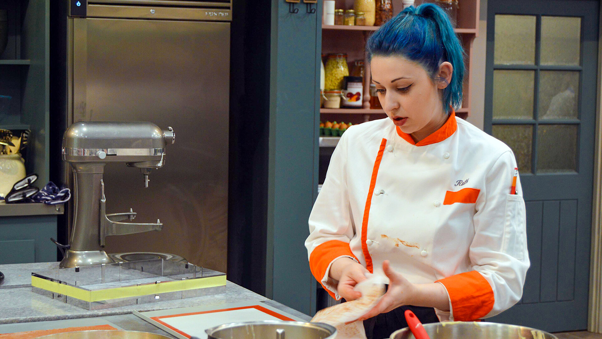 Bake Off Creme De La Creme S3E5 Vegetable Cakes, Tomato Shaped Desserts and Pièce Montée