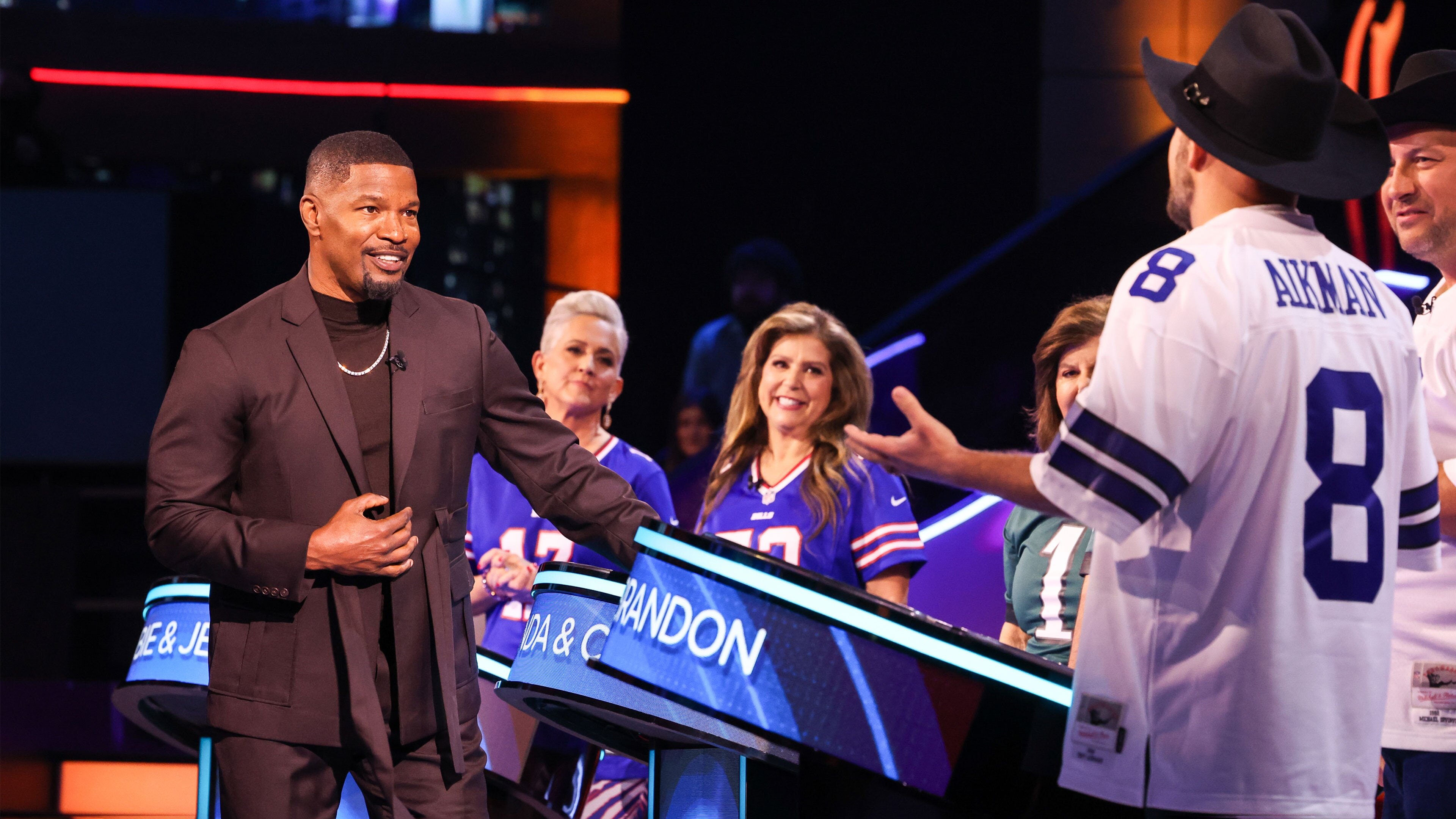 Beat Shazam S8E5 Shazam Bowl!