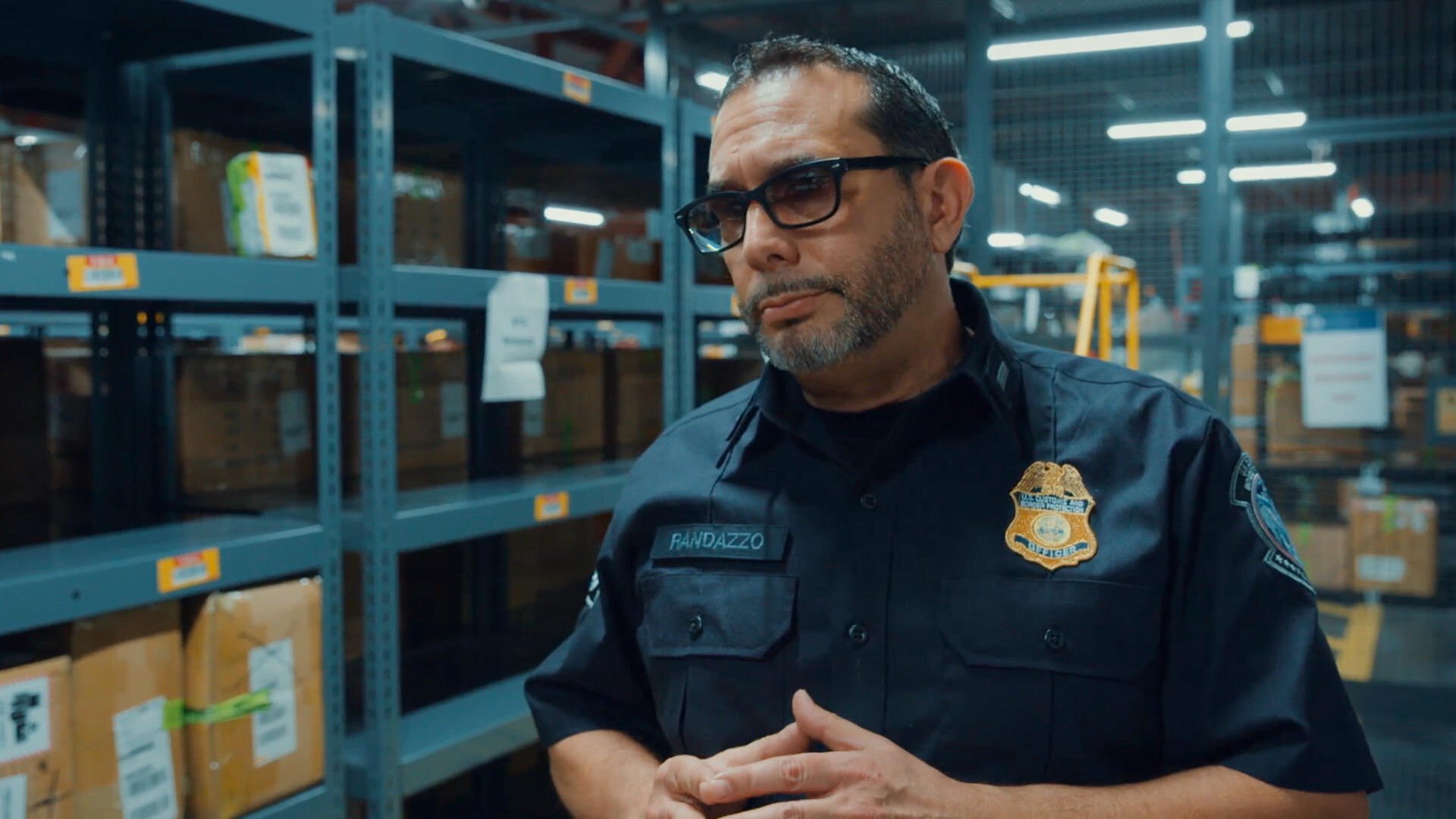 Contraband: Seized at the Airport S2E11 Scammers