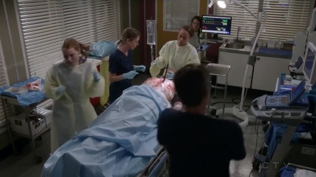 Grey's Anatomy S12E8 Things We Lost in the Fire