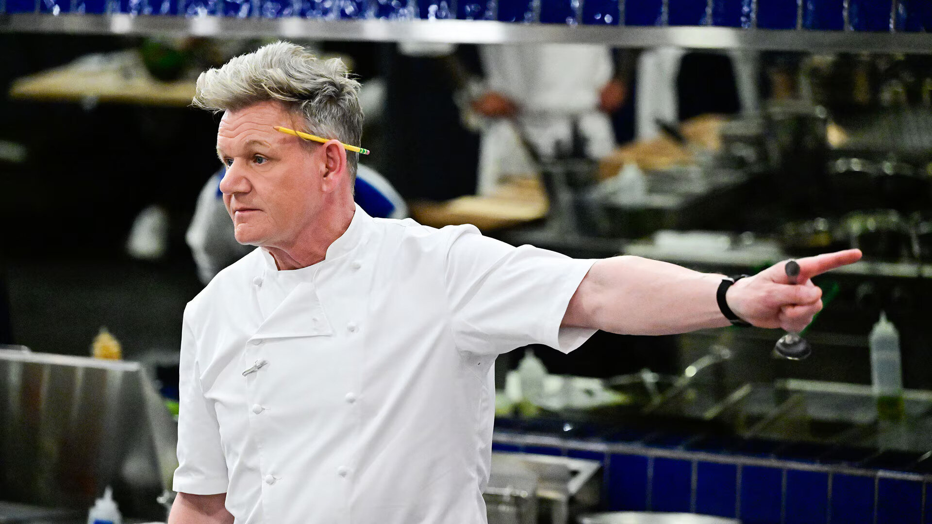 Hells Kitchen US S24E4 There's Something Fishy Going On