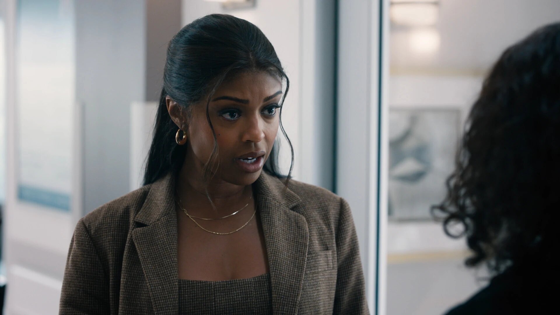 High Potential S2E14 If You Come for the Queen
