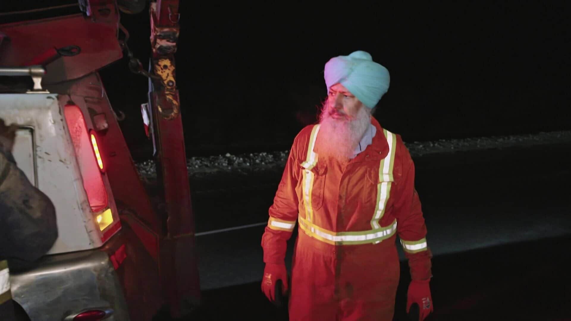Highway Thru Hell S14E9 On The Razor's Edge