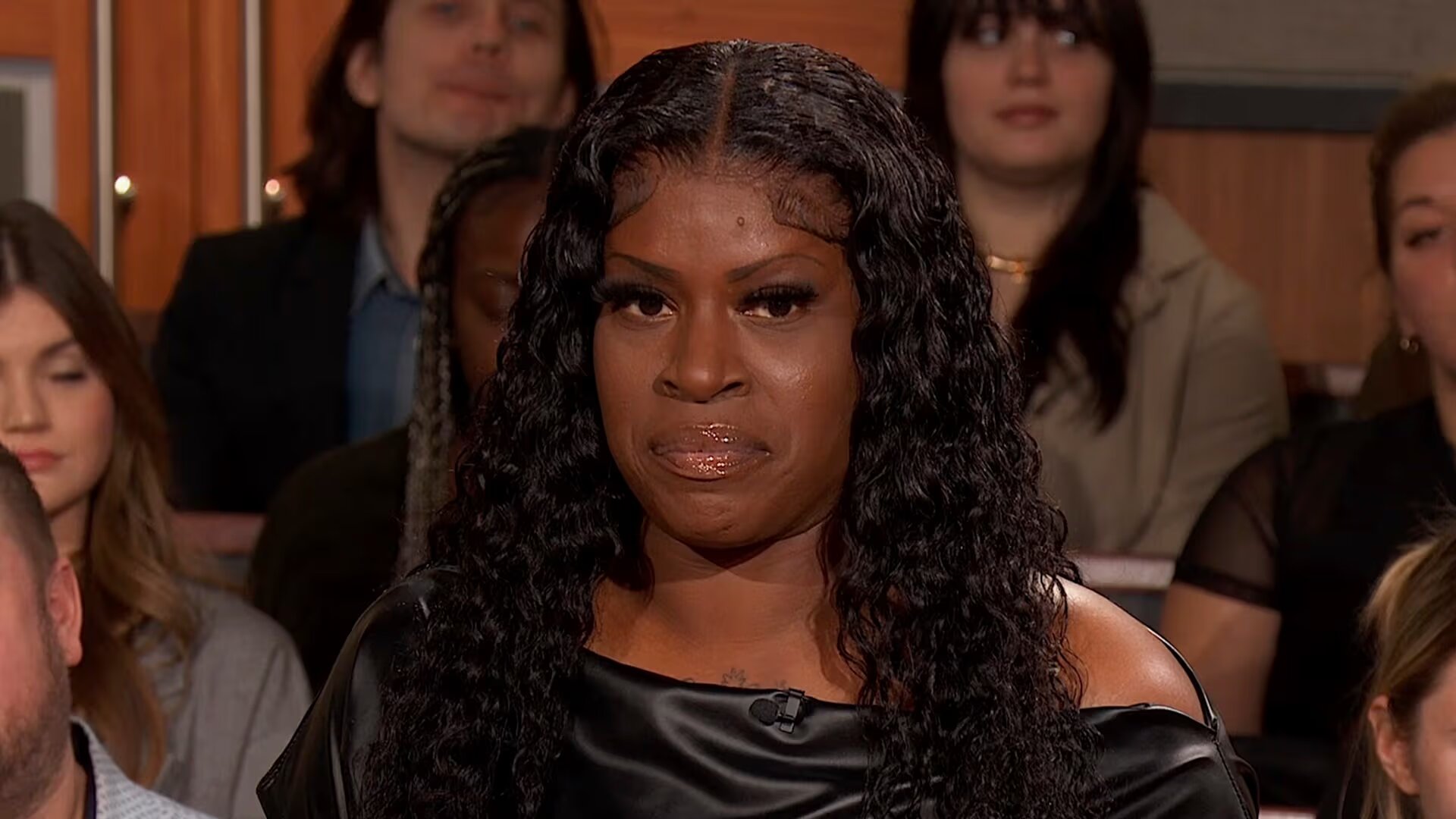 Judy Justice S4E48 Lost in the VR World and Barking Up the Wrong Tree
