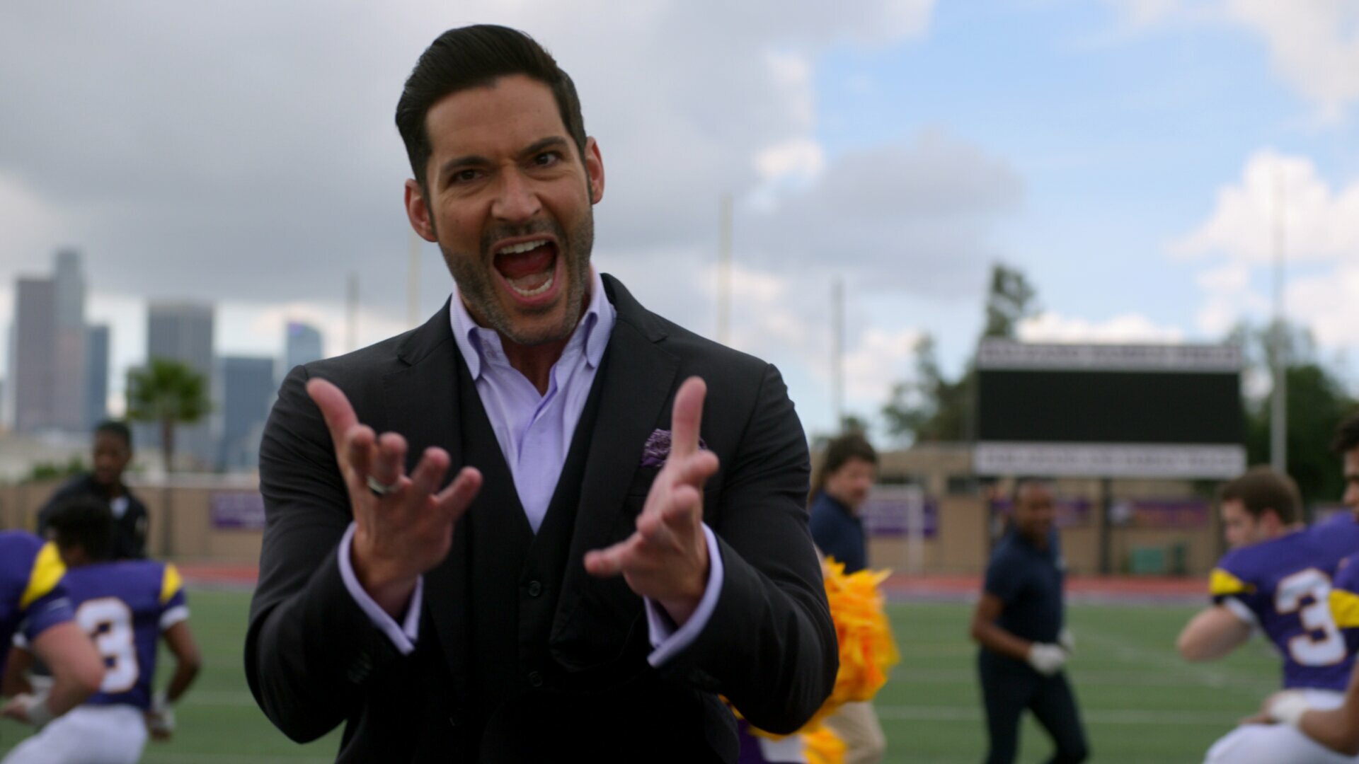 Lucifer S5E10 Bloody Celestial Karaoke Jam