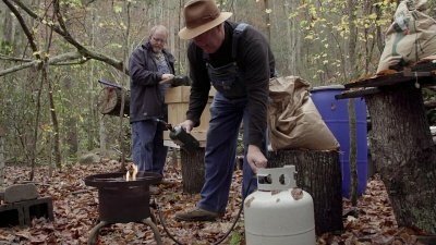 Moonshiners S7E15 Lighted Up