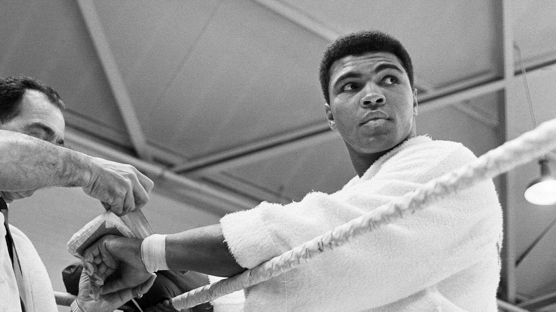Muhammad Ali S1E2 Round Two: What's My Name? (1964-1970)