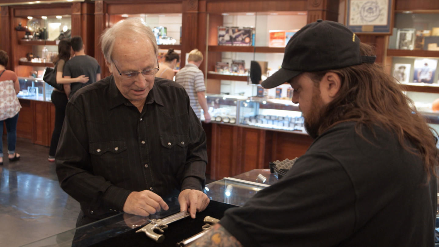 Pawn Stars S14E15 Lock Stock and Two Nickel Barrels