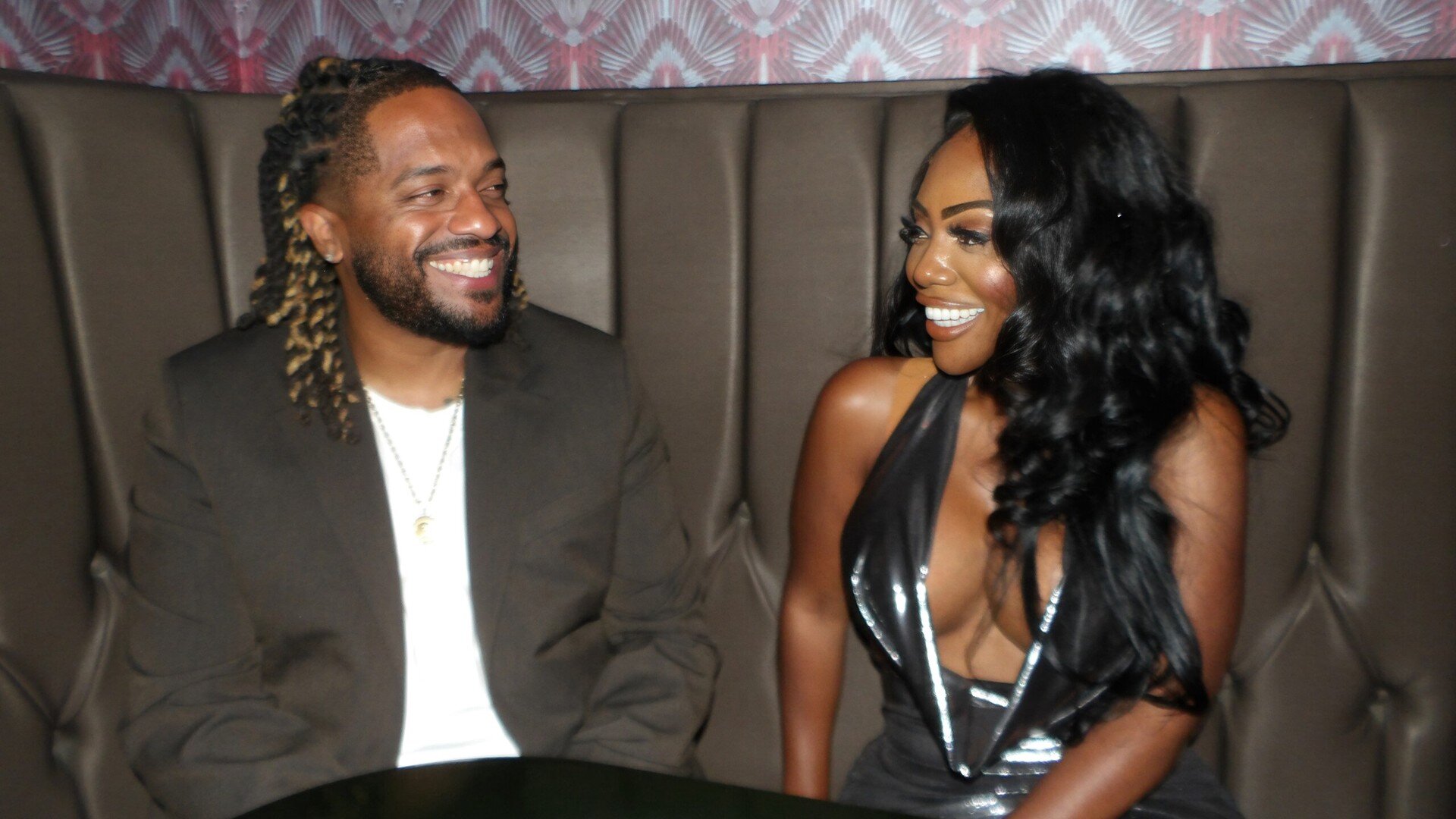 Ready to Love S12E1 Don't Be Shy in the Chi