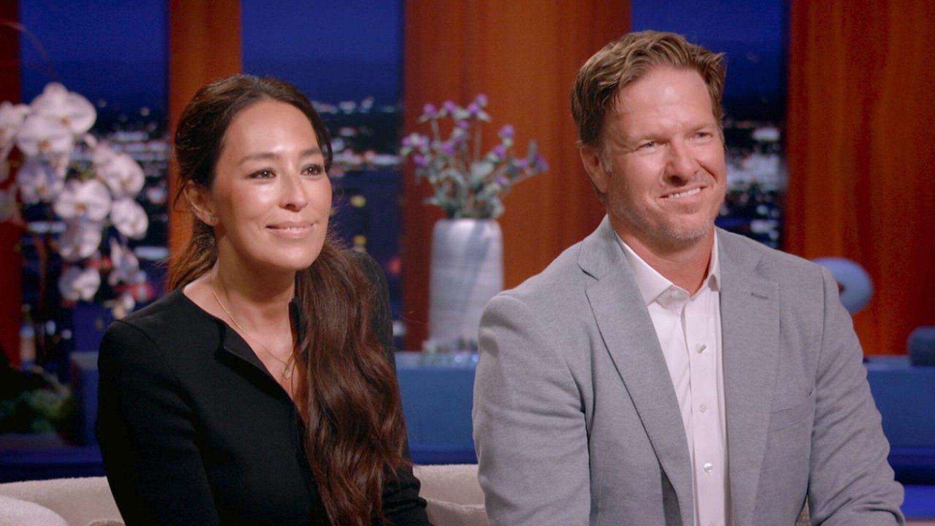 Shark Tank S17E3 First Power Couple: Chip and Joanna Gaines Dive-in