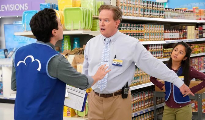 Superstore S3E3 Part-Time Hires