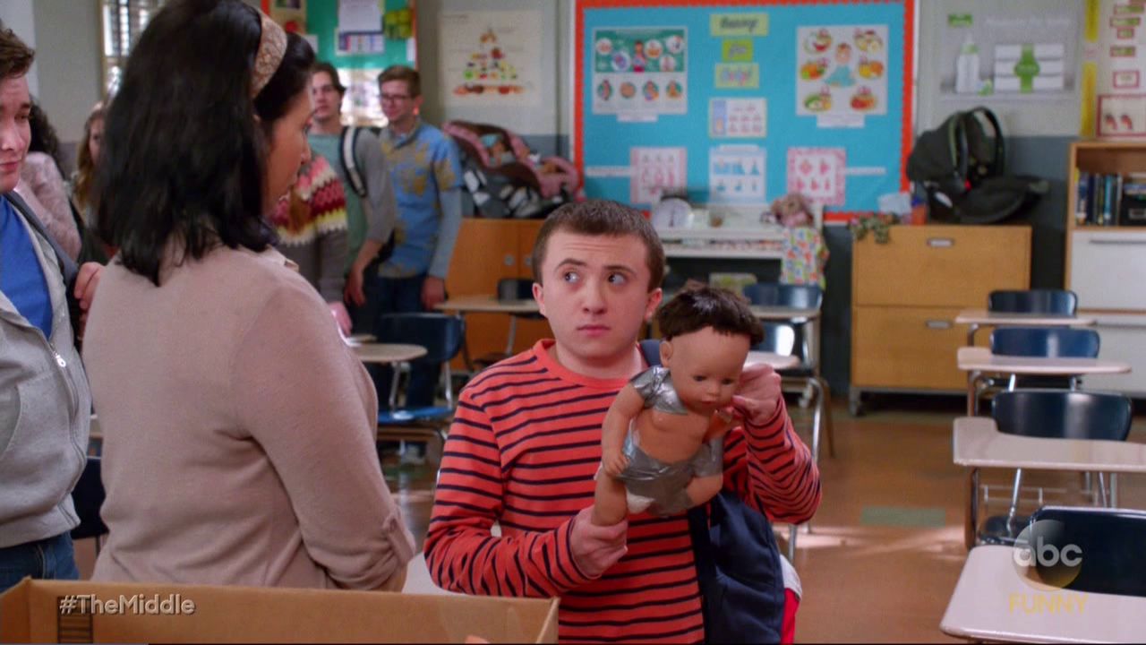 The Middle S9E16 The Crying Game