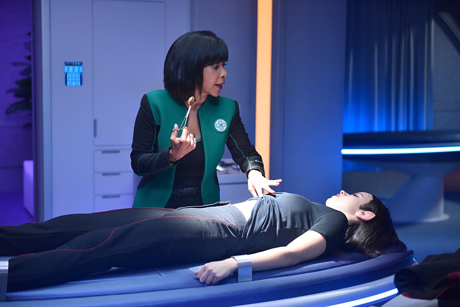 The Orville S1E10 Firestorm