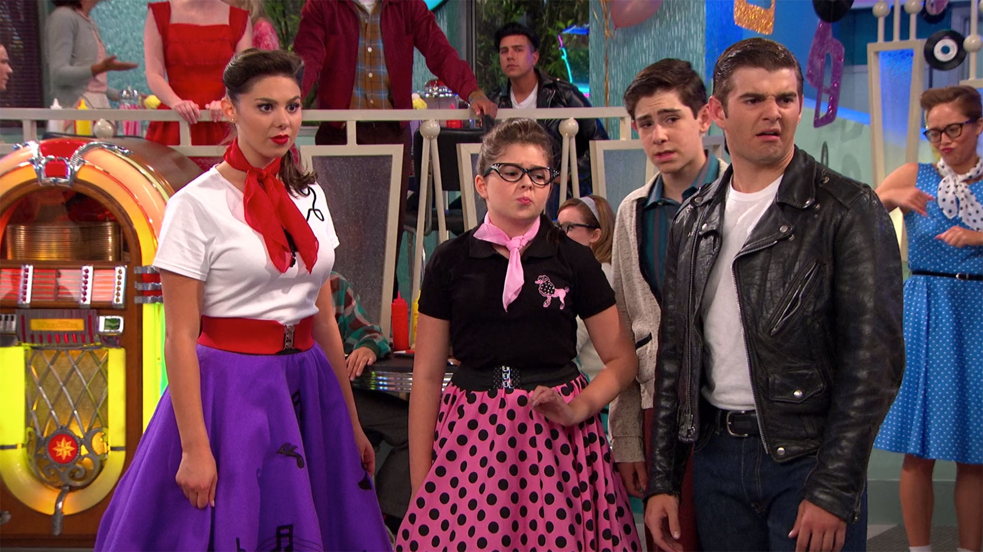 The Thundermans S4E15 Save the Past Dance